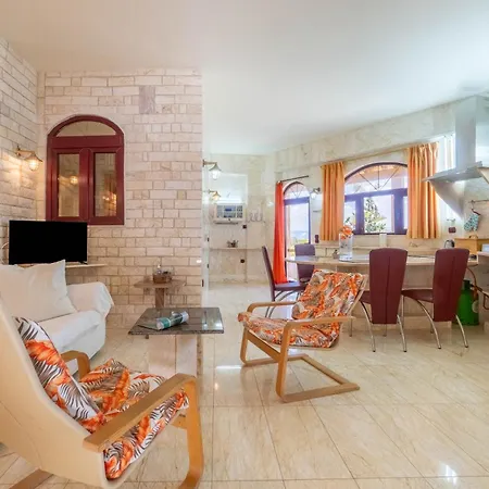 Paco's Superior Double 15 Apartment